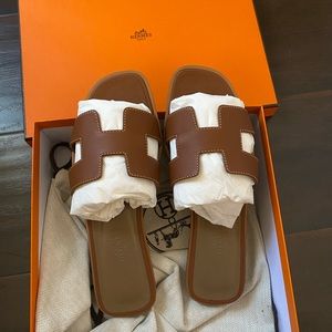 Hermes Oran Sandals in color “Gold” SIZE 36